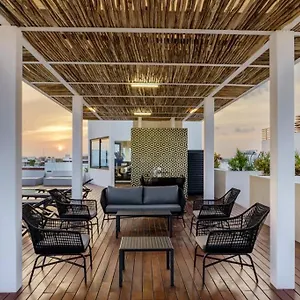 Encantador Departamento/roof Top Vista Al Mar/gym , Playa del Carmen México